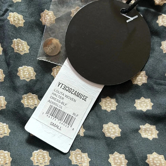 AMUSE SOCIETY LOLITA WOVEN HALTER DRESS - BLACK FADE - Picture 5 of 5